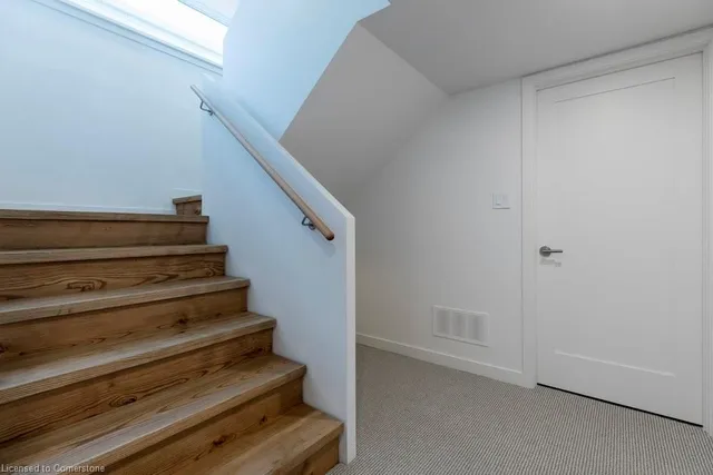 Additional property image - 315 Park St