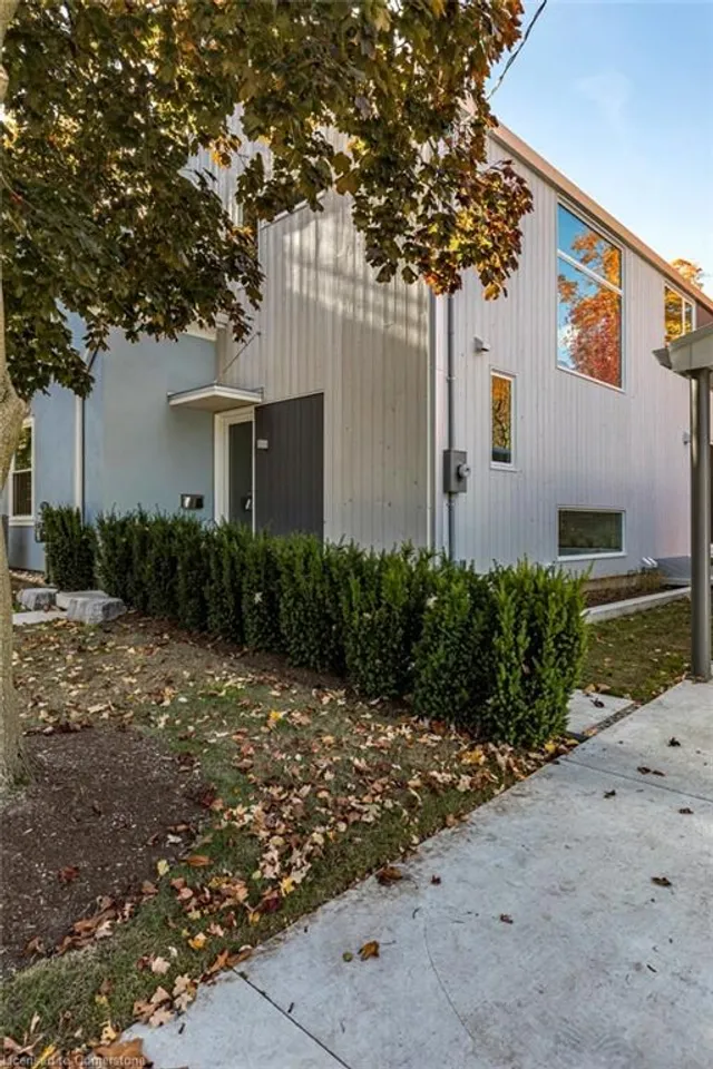Additional property image - 315 Park St