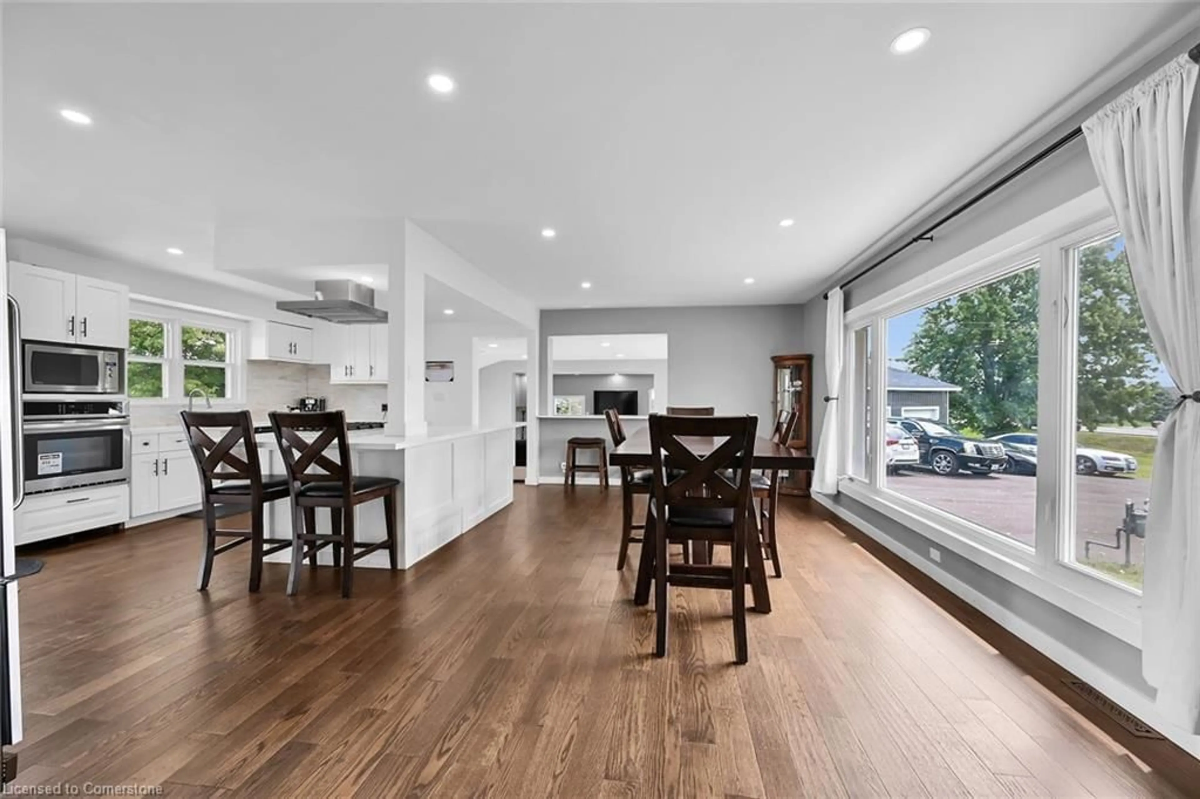 Open concept kitchen for 7167 Rainham Rd, Dunnville Ontario N1A 2W8