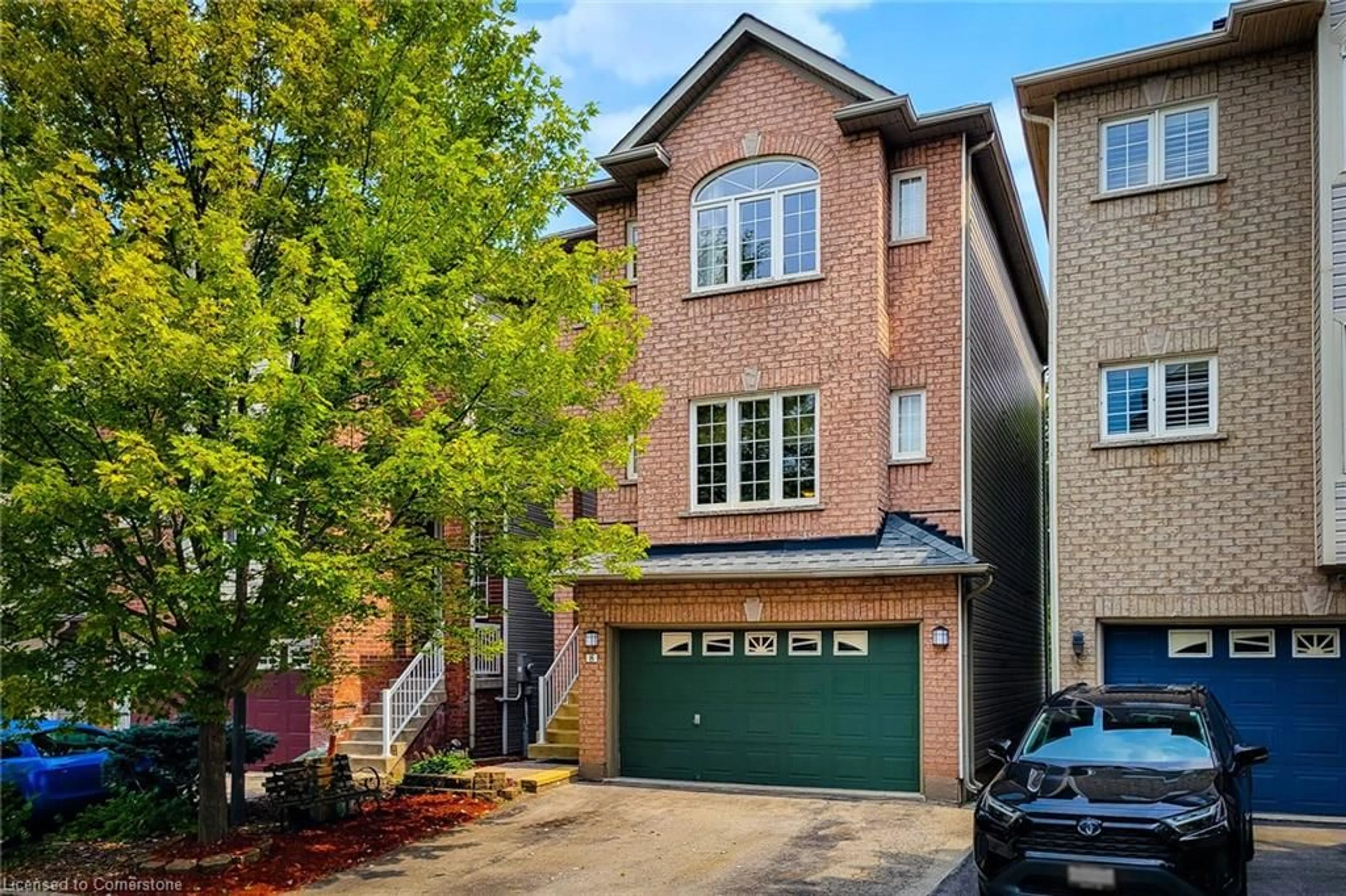 Home with brick exterior material, street for 5090 Fairview St #8, Burlington Ontario L7L 7H5