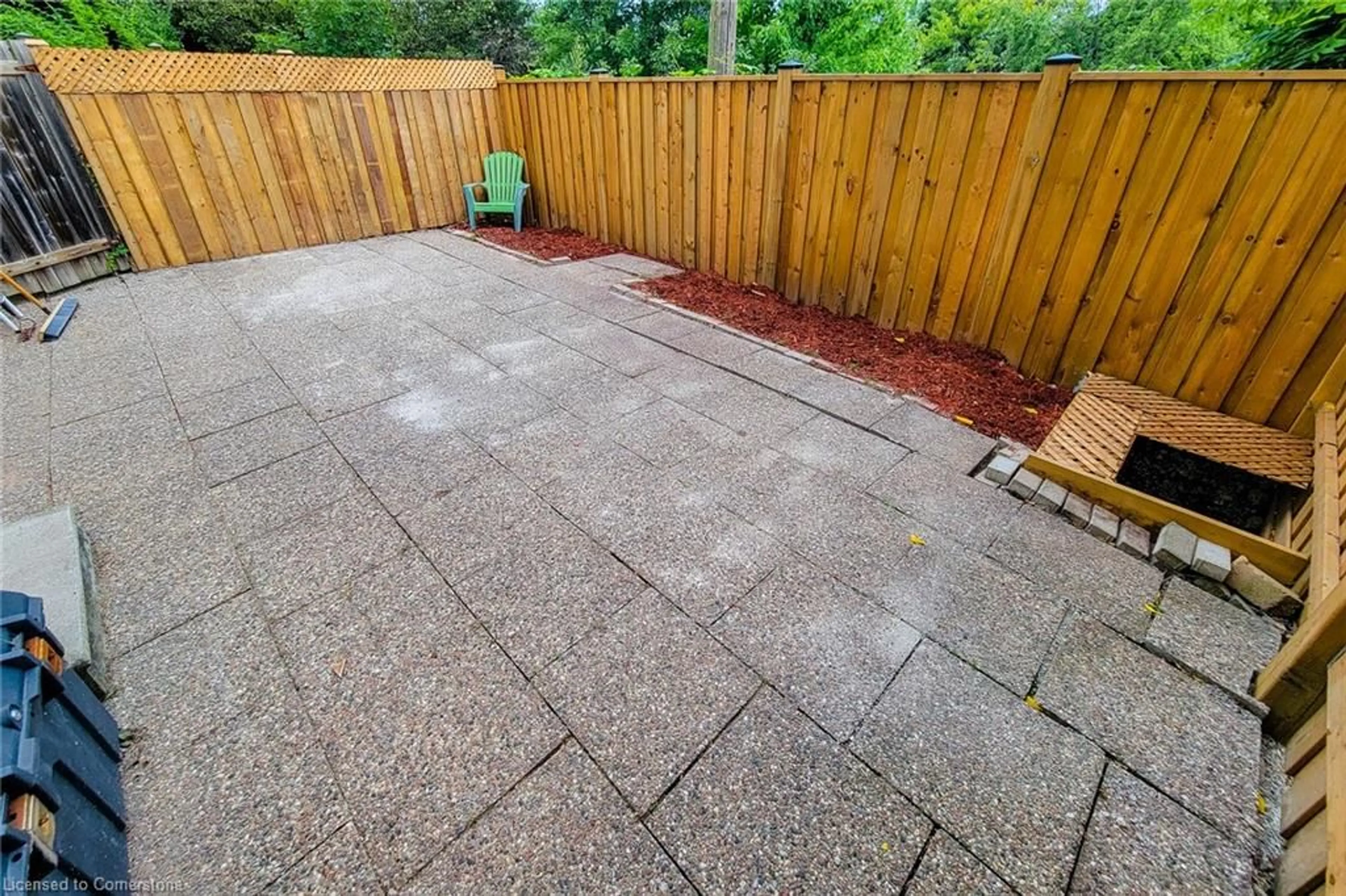 Patio, street for 5090 Fairview St #8, Burlington Ontario L7L 7H5