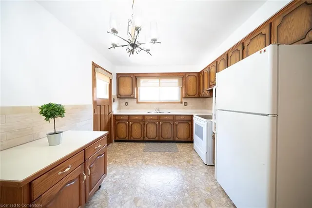 Additional property image - 783 Lawrence Rd