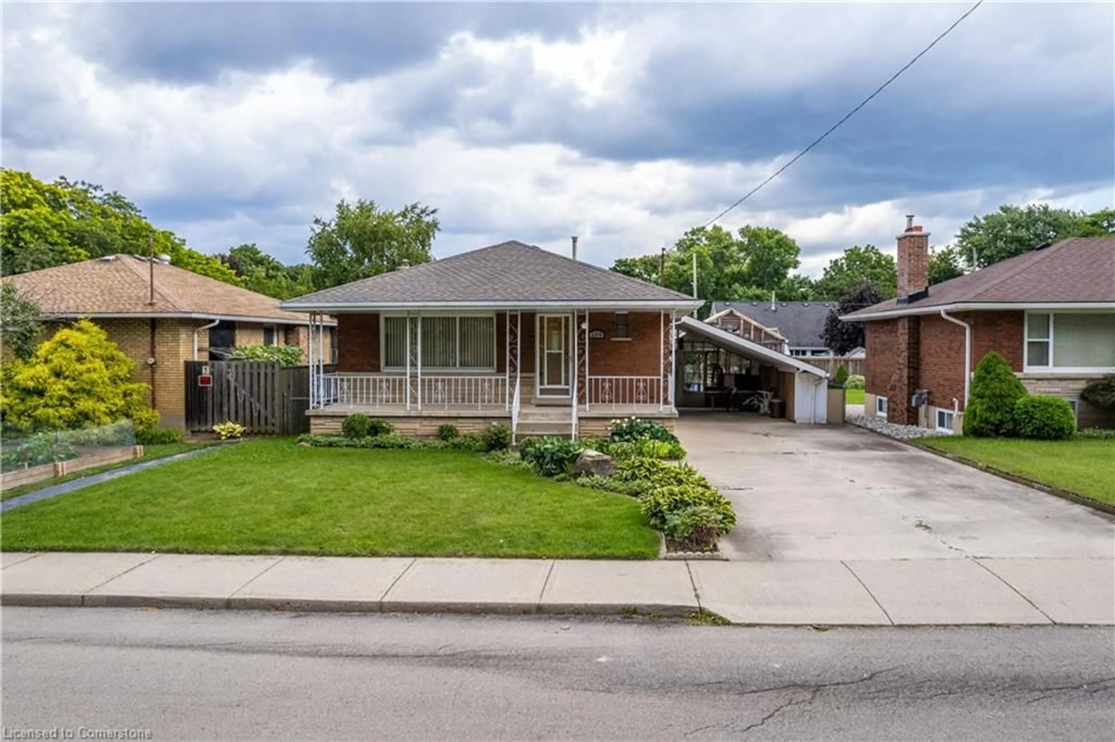 Home with brick exterior material, street for 159 West 26th St, Hamilton Ontario L9C 4Z7