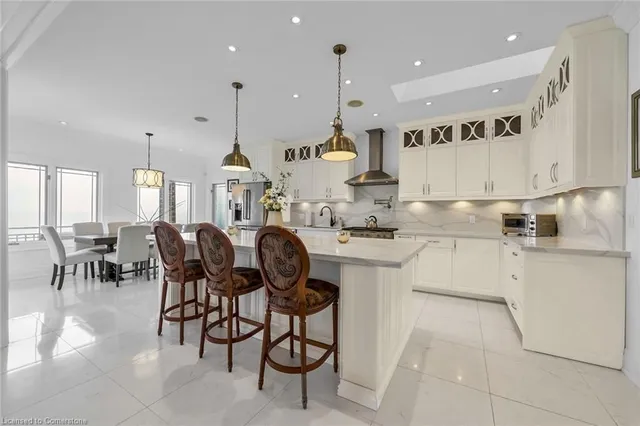 Additional property image - 94 Seabreeze Cres