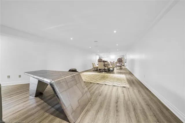 Additional property image - 94 Seabreeze Cres