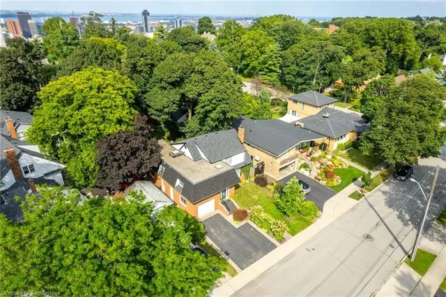 Additional property image - 60 Inverness Ave