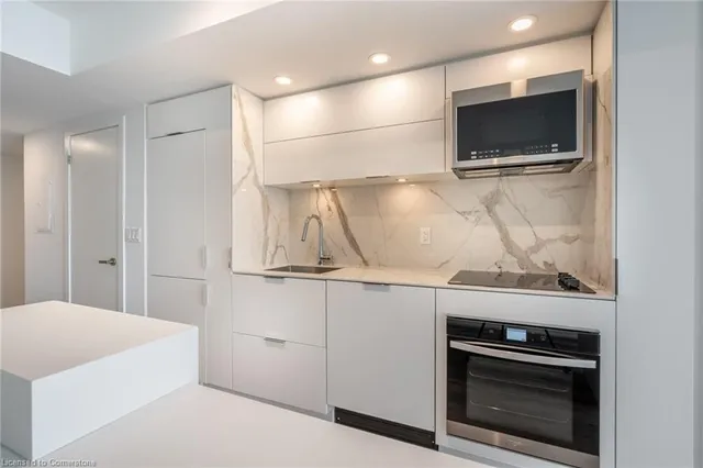 Additional property image - 370 Martha St Unit 309