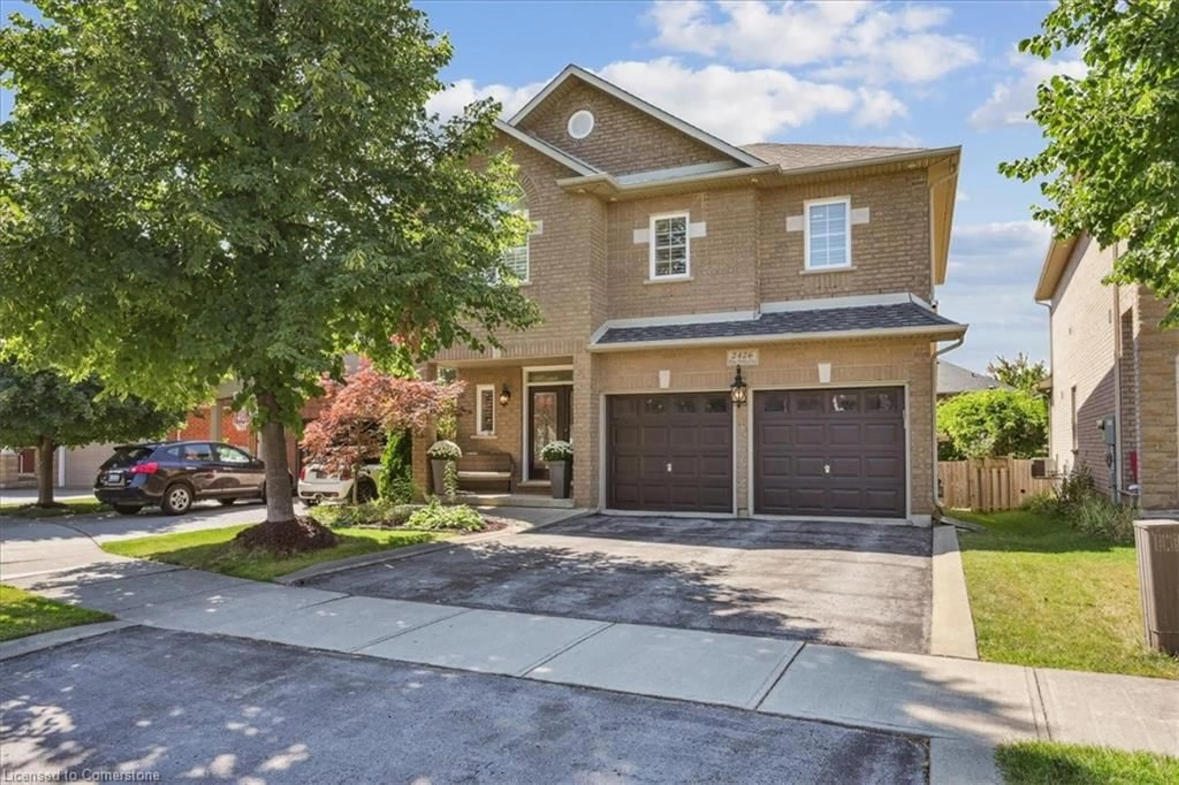 Frontside or backside of a home, the street view for 2426 Blue Holly Cres, Oakville Ontario L6M 4V5