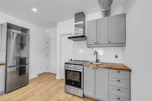 Additional property image - 198 Dundurn St