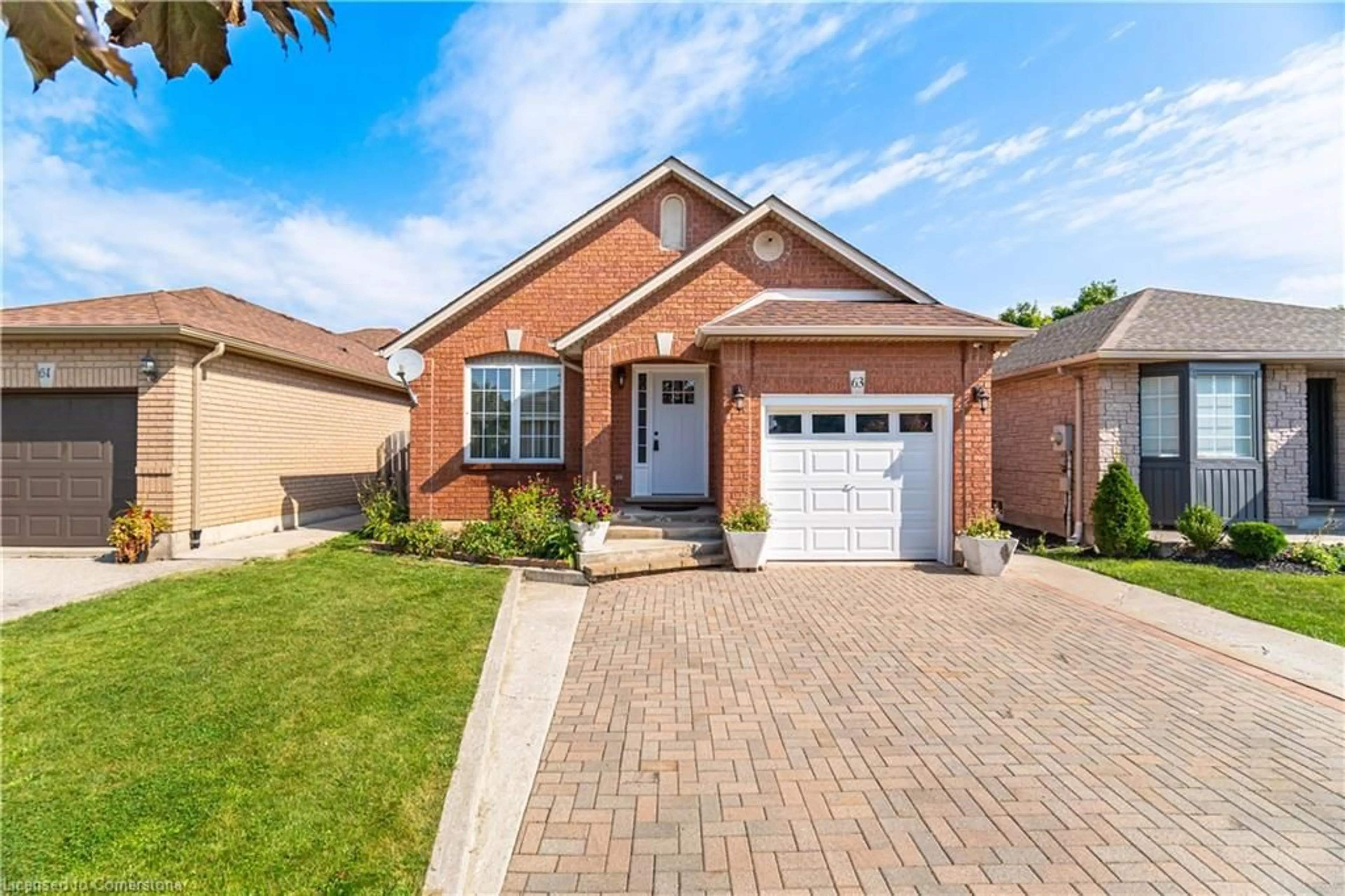 Frontside or backside of a home, cottage for 63 Hillgarden Dr, Stoney Creek Ontario L8J 3R3