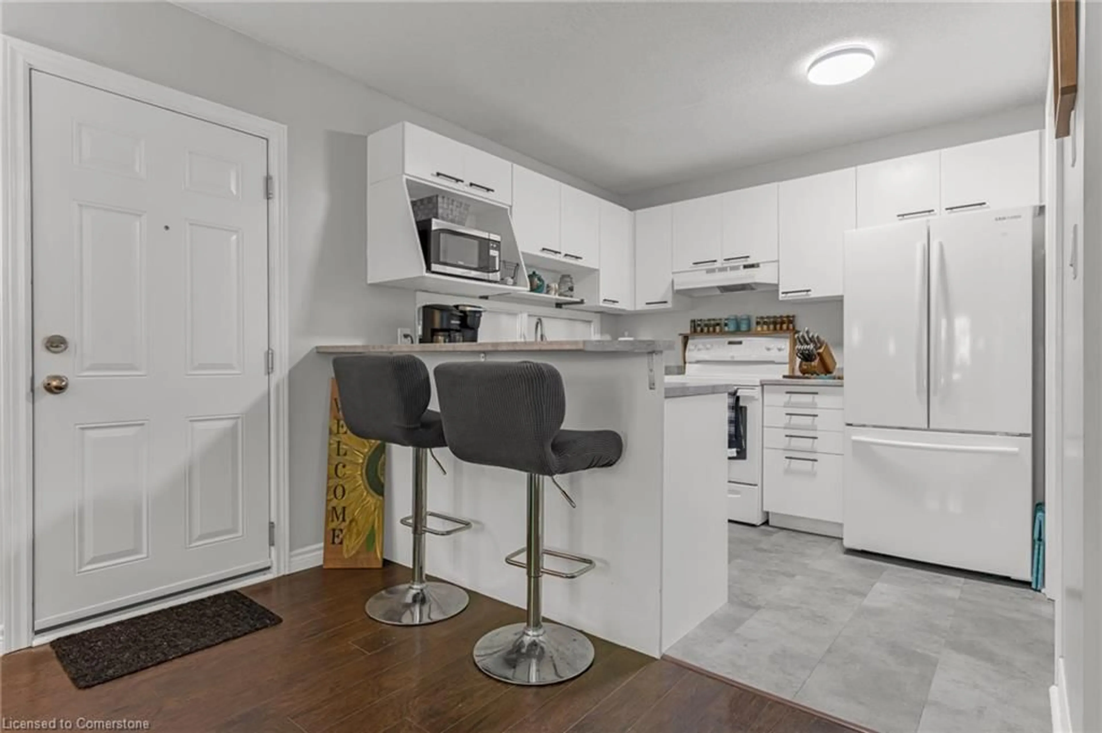 Standard kitchen, not visible floor, cottage for 2040 Cleaver Ave #321, Burlington Ontario L7M 4C4