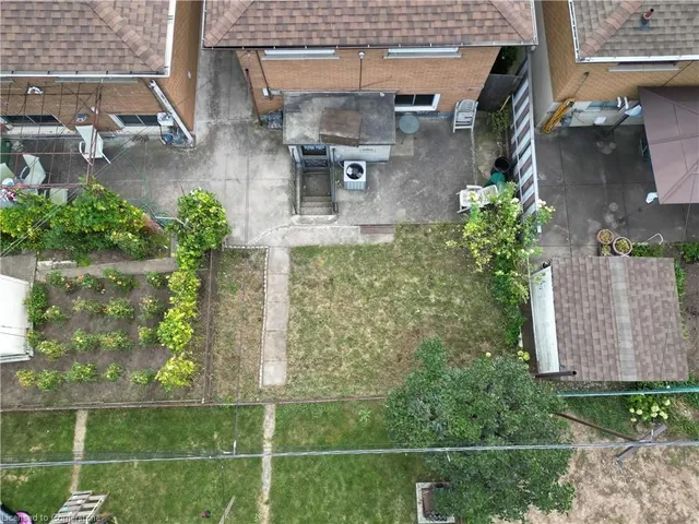 Additional image 8 of 19 Delena Ave