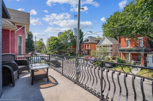 Additional property image - 146 Catharine St