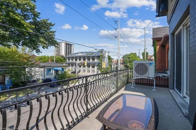 Additional property image - 146 Catharine St