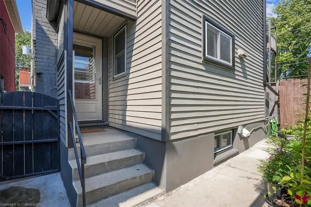 Additional property image - 146 Catharine St