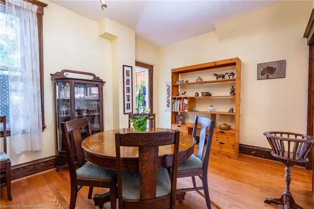 Additional property image - 129 Ray St