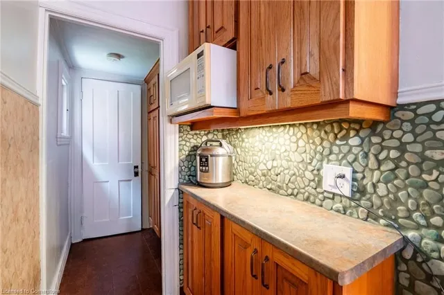 Additional property image - 129 Ray St