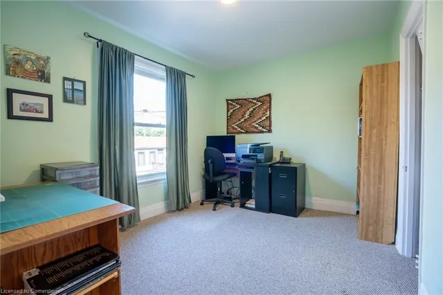 Additional property image - 129 Ray St