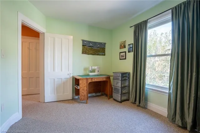 Additional property image - 129 Ray St