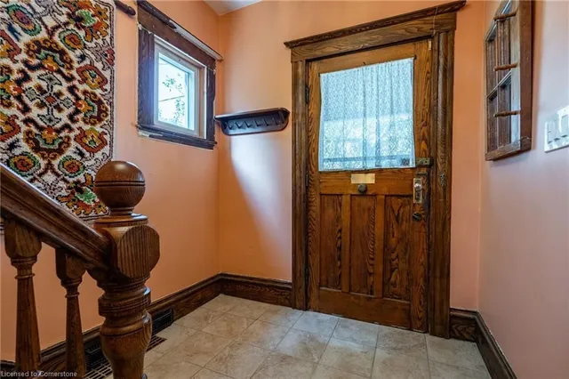 Additional property image - 129 Ray St