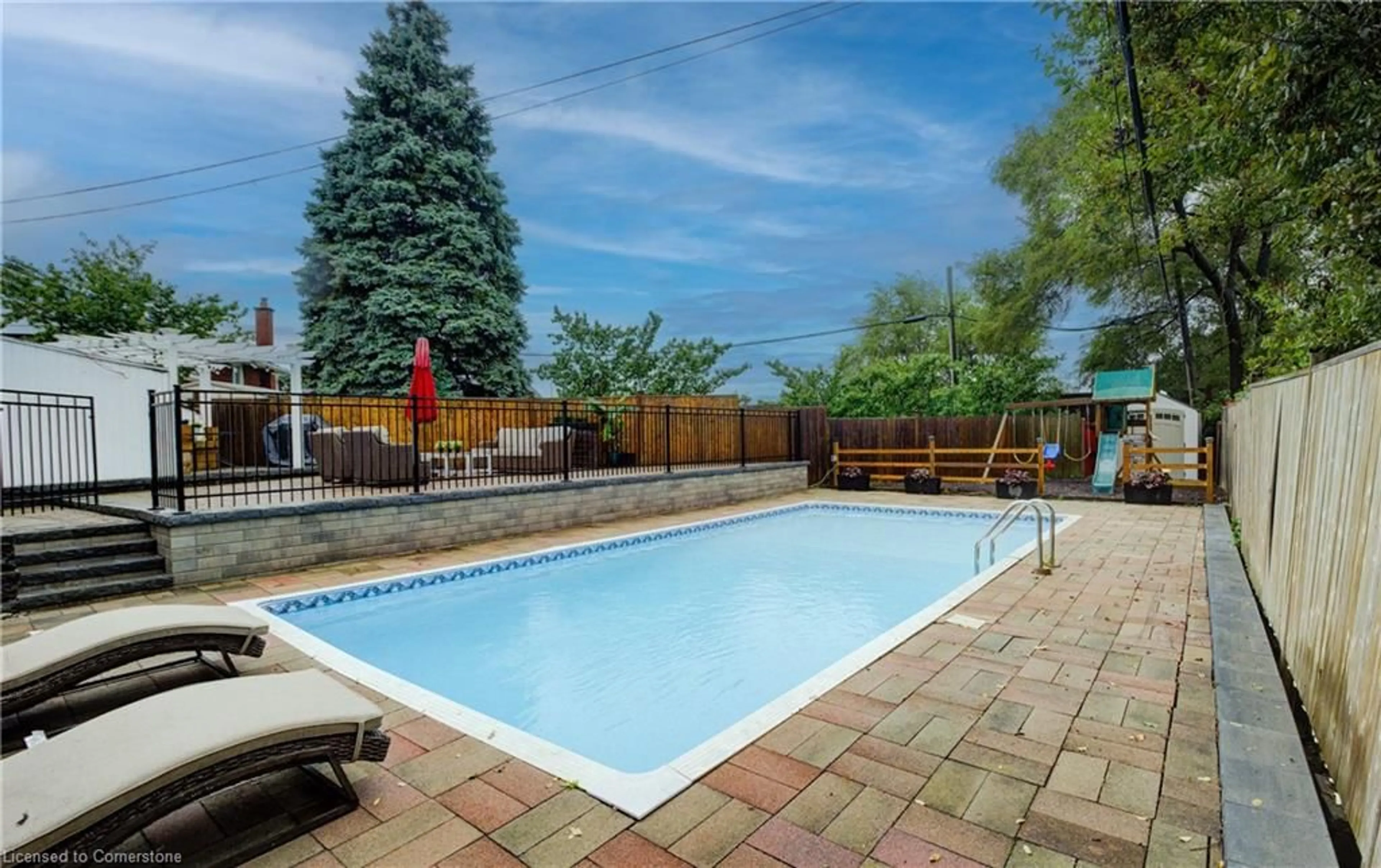 Indoor or outdoor pool for 14 Terrace Dr, Hamilton Ontario L9A 2Y6