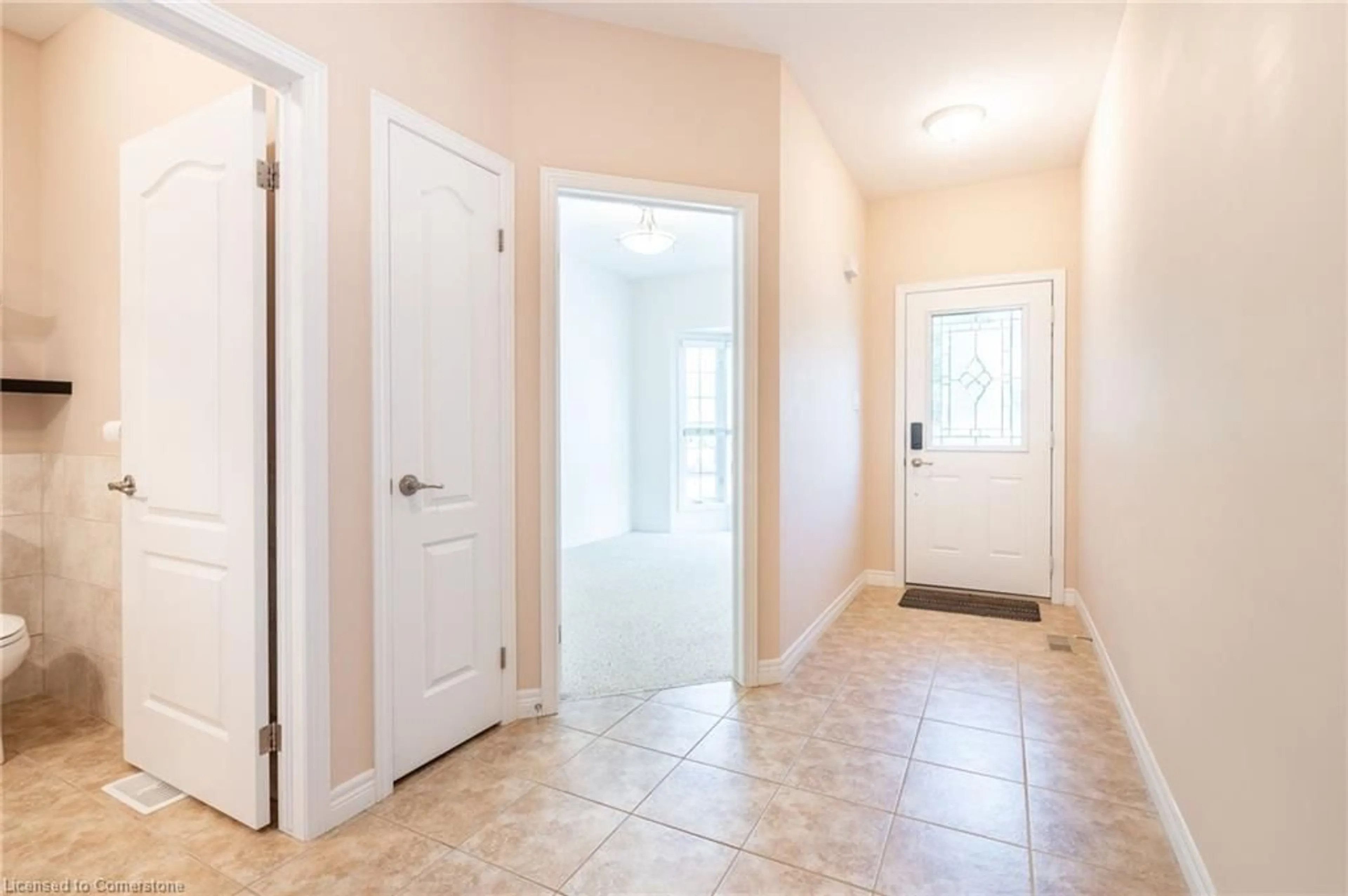 Indoor entryway for 50 Grovetree Trail, Hamilton Ontario L9B 0B9