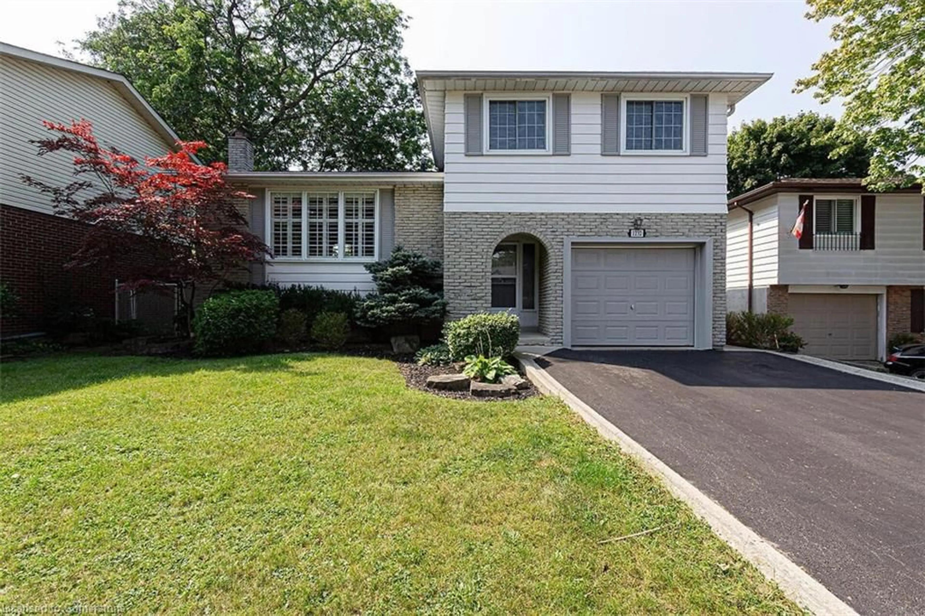 Frontside or backside of a home for 1232 Oxlow Dr, Oakville Ontario L6H 1S2