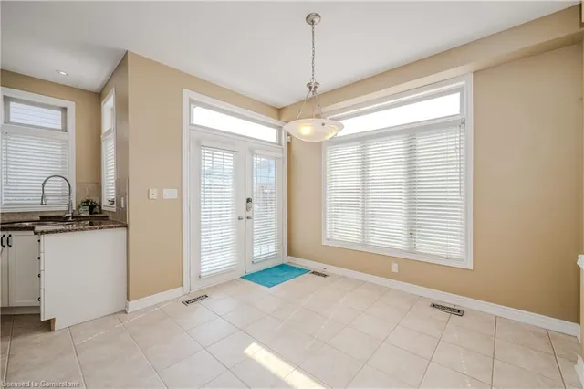 Additional property image - 76 Moorland Cres