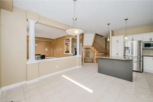Additional property image - 76 Moorland Cres