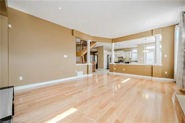Additional property image - 76 Moorland Cres