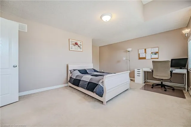 Additional property image - 76 Moorland Cres