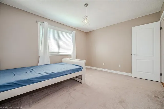 Additional property image - 76 Moorland Cres
