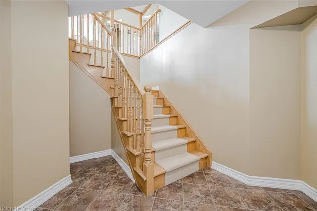 Additional property image - 76 Moorland Cres