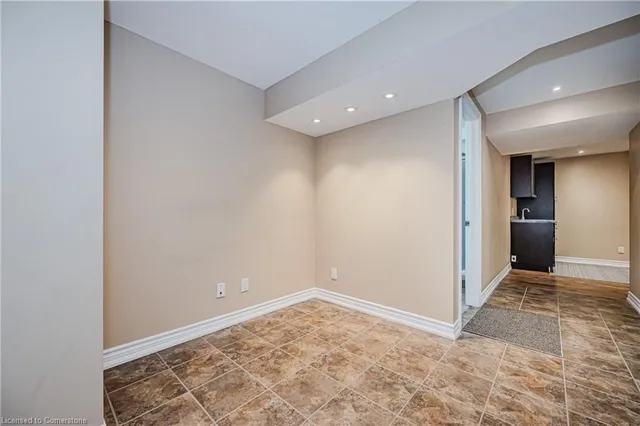 Additional property image - 76 Moorland Cres