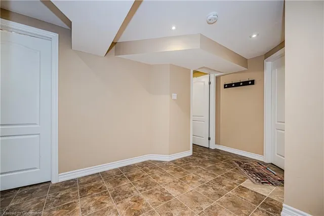 Additional property image - 76 Moorland Cres