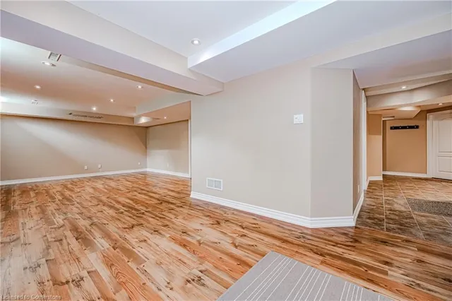 Additional property image - 76 Moorland Cres