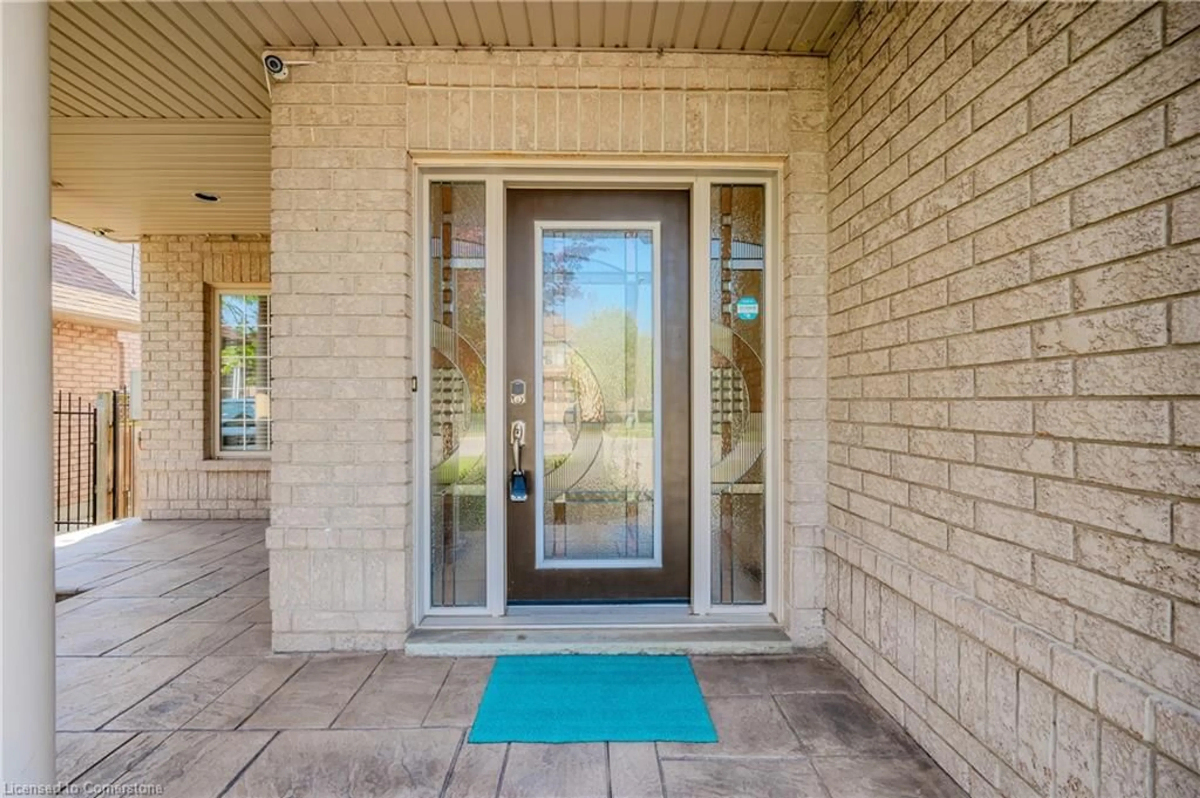 Indoor entryway for 76 Moorland Cres, Ancaster Ontario L9K 1N7