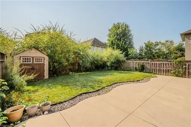 Additional property image - 76 Moorland Cres