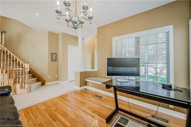 Additional property image - 76 Moorland Cres