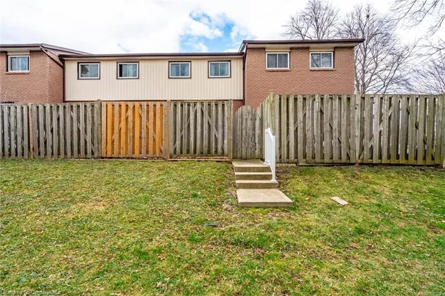 Additional property image - 1115 Paramount Dr Unit 103