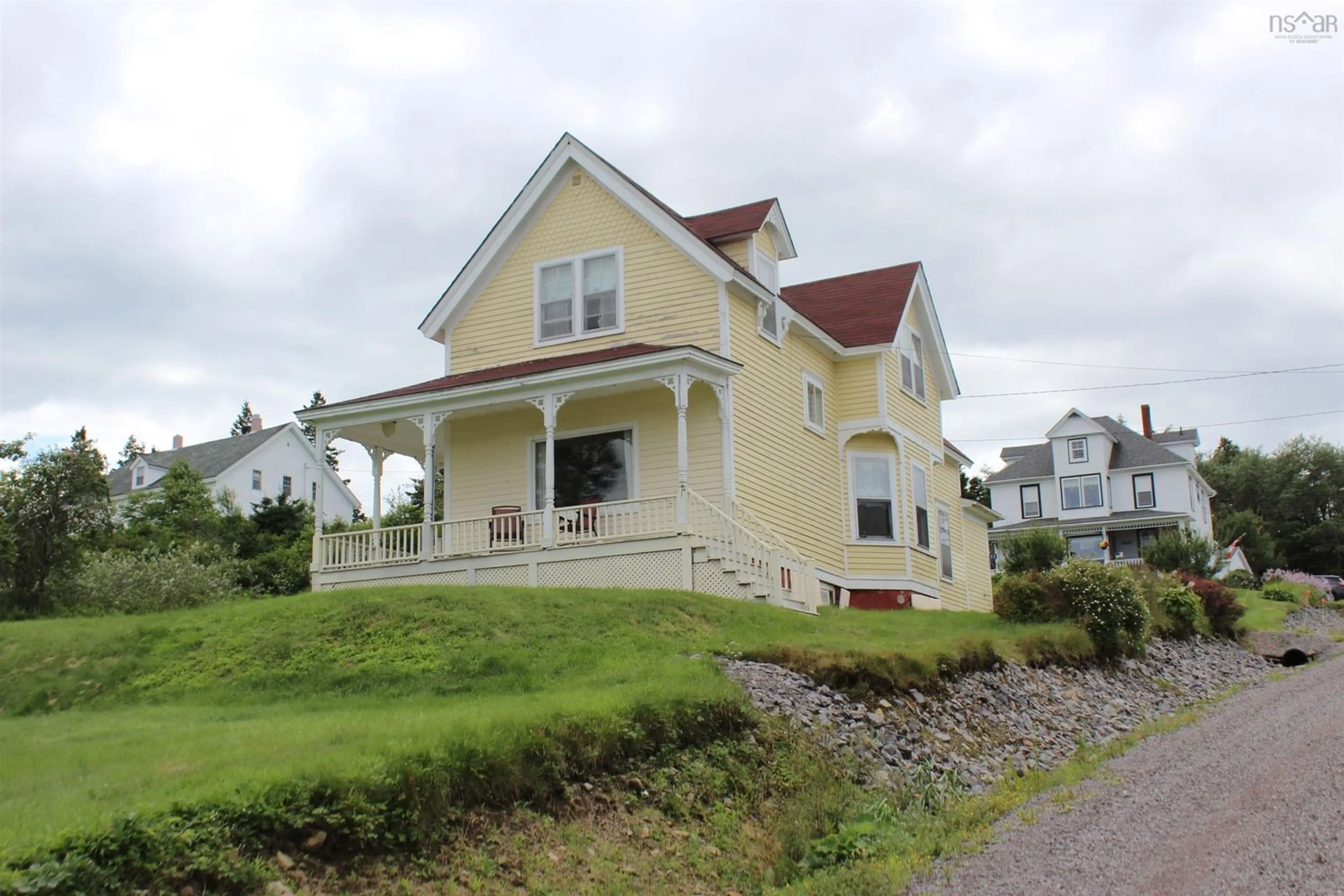 Outside view for 33 Macmillan Hill Rd, Isaacs Harbour Nova Scotia B0H 1S0