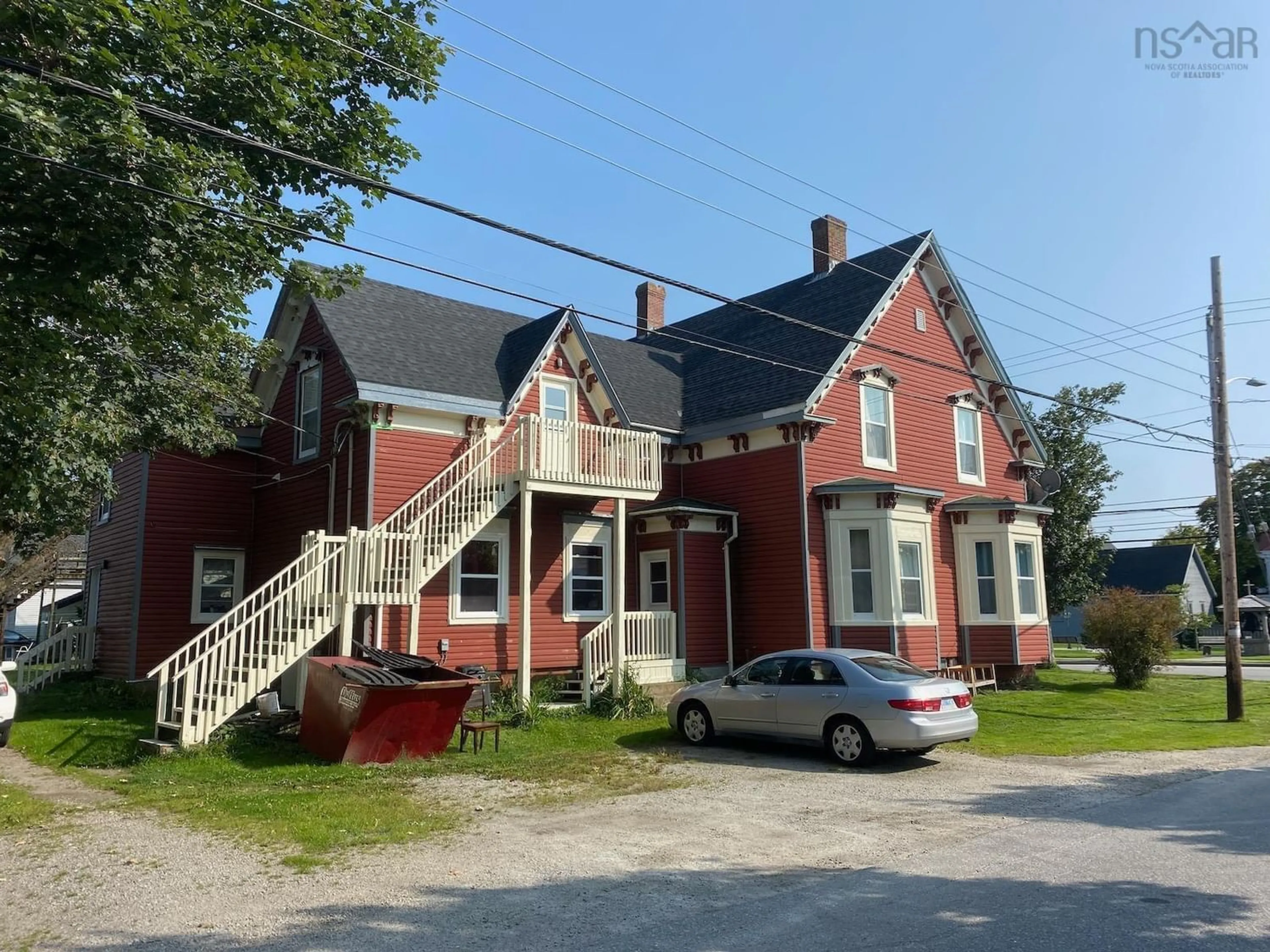 Frontside or backside of a home, the front or back of building for 28 Parade St, Yarmouth Nova Scotia B5A 3A8