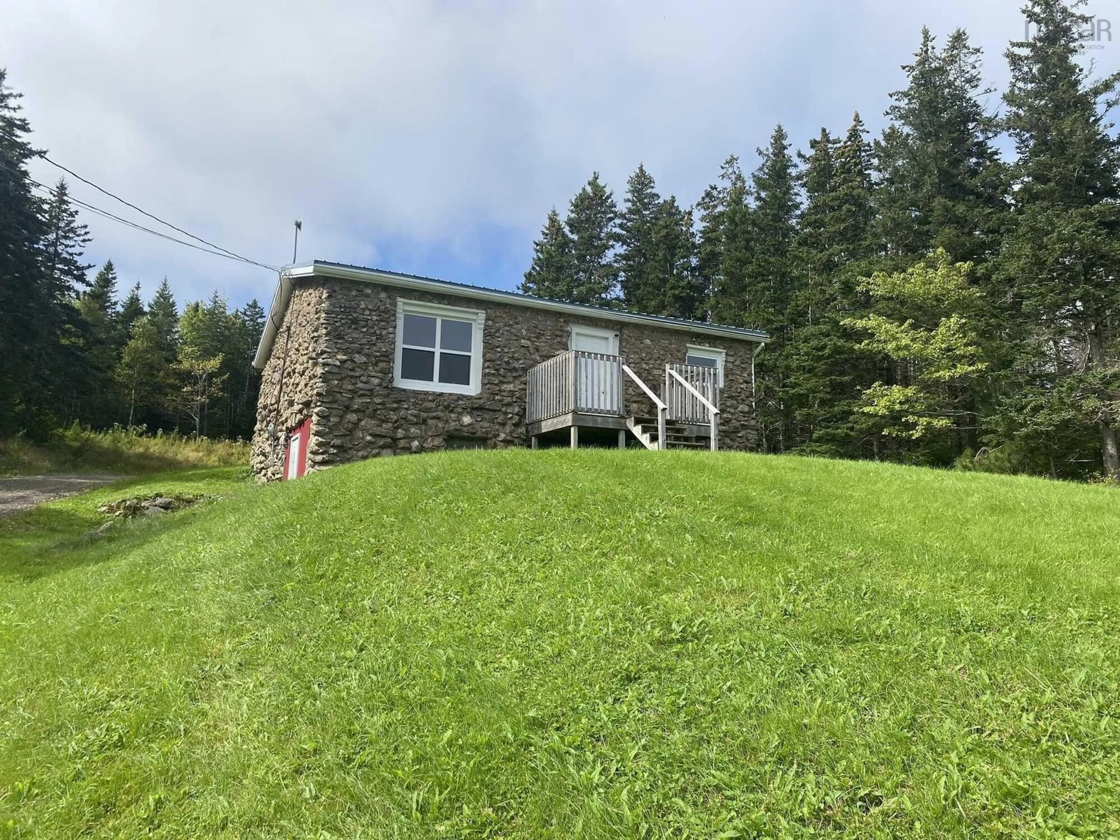 Cottage for 13628 Ns-4, Aulds Cove Nova Scotia B0H 1K0