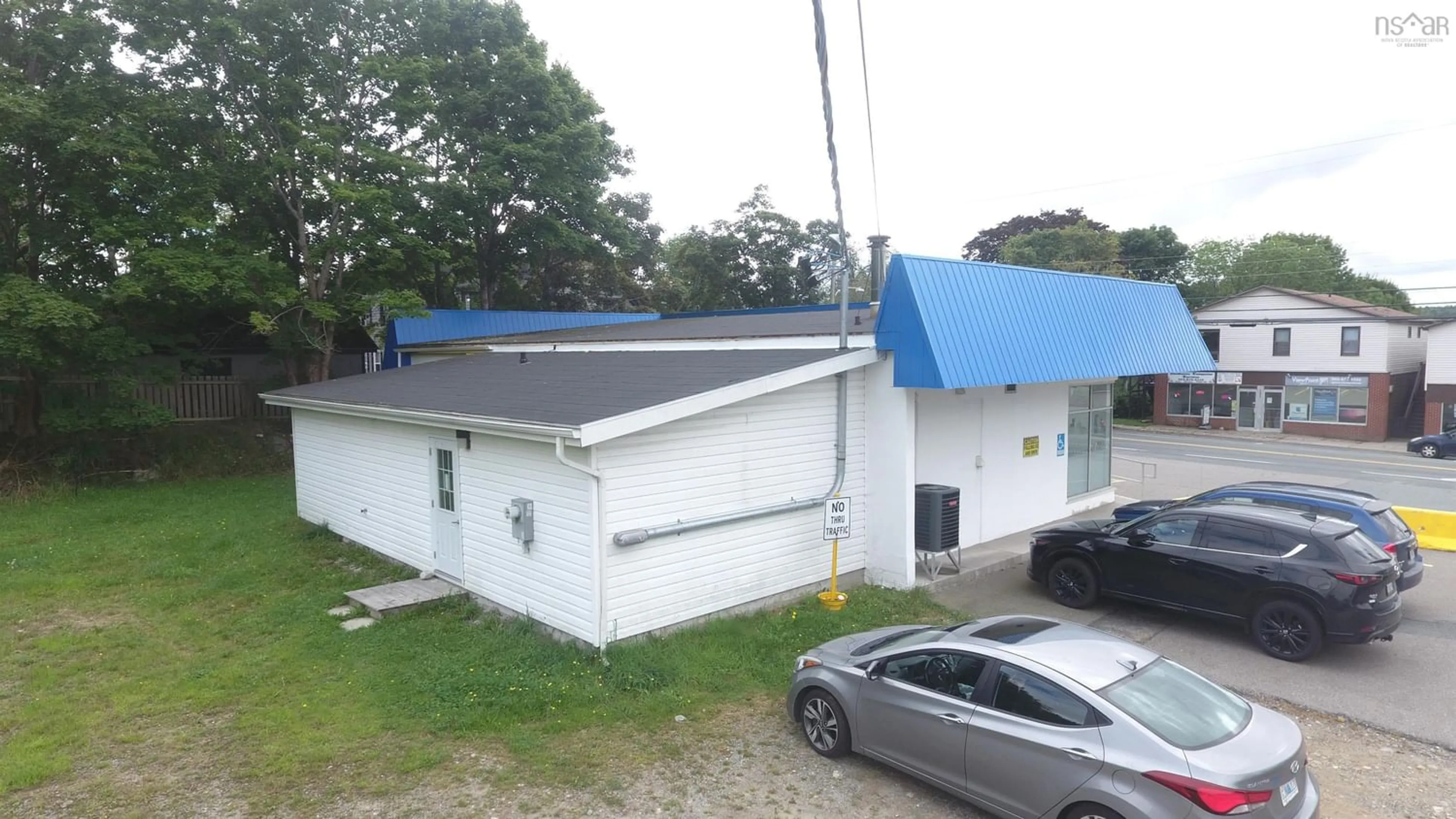 A pic from exterior of the house or condo, the front or back of building for 190 Water St, Shelburne Nova Scotia B0T 1W0