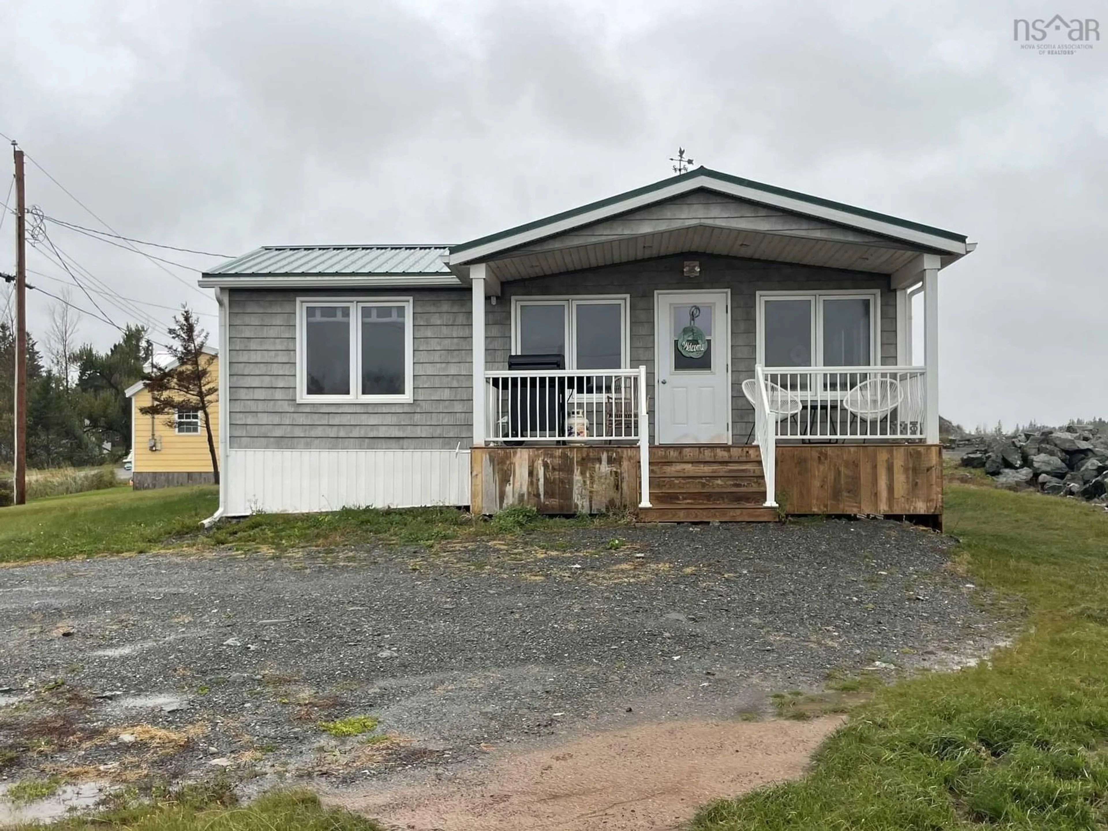 Home with vinyl exterior material for 565 Caribou Island Rd, Caribou Island Nova Scotia B0K 1H0