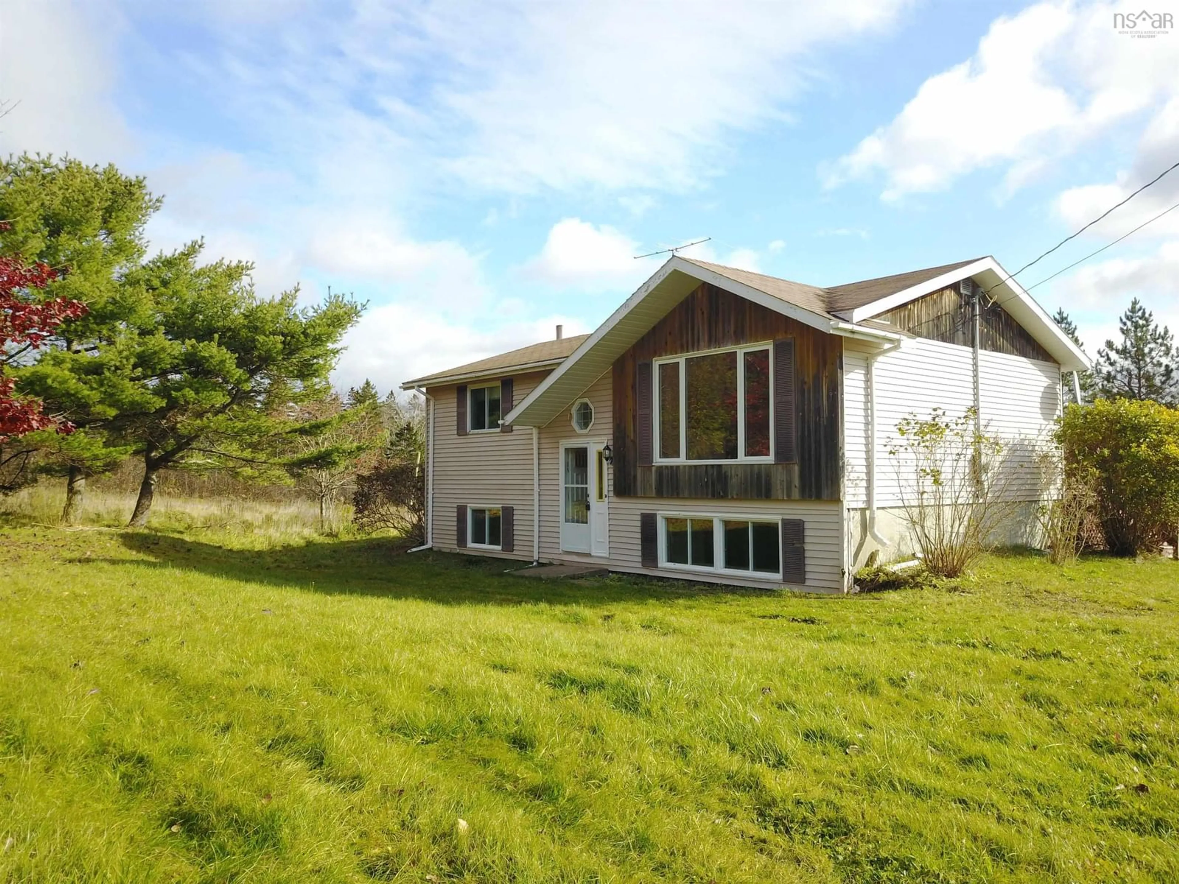Frontside or backside of a home for 514 Gillis Point Rd, Iona Nova Scotia B2C 1L1