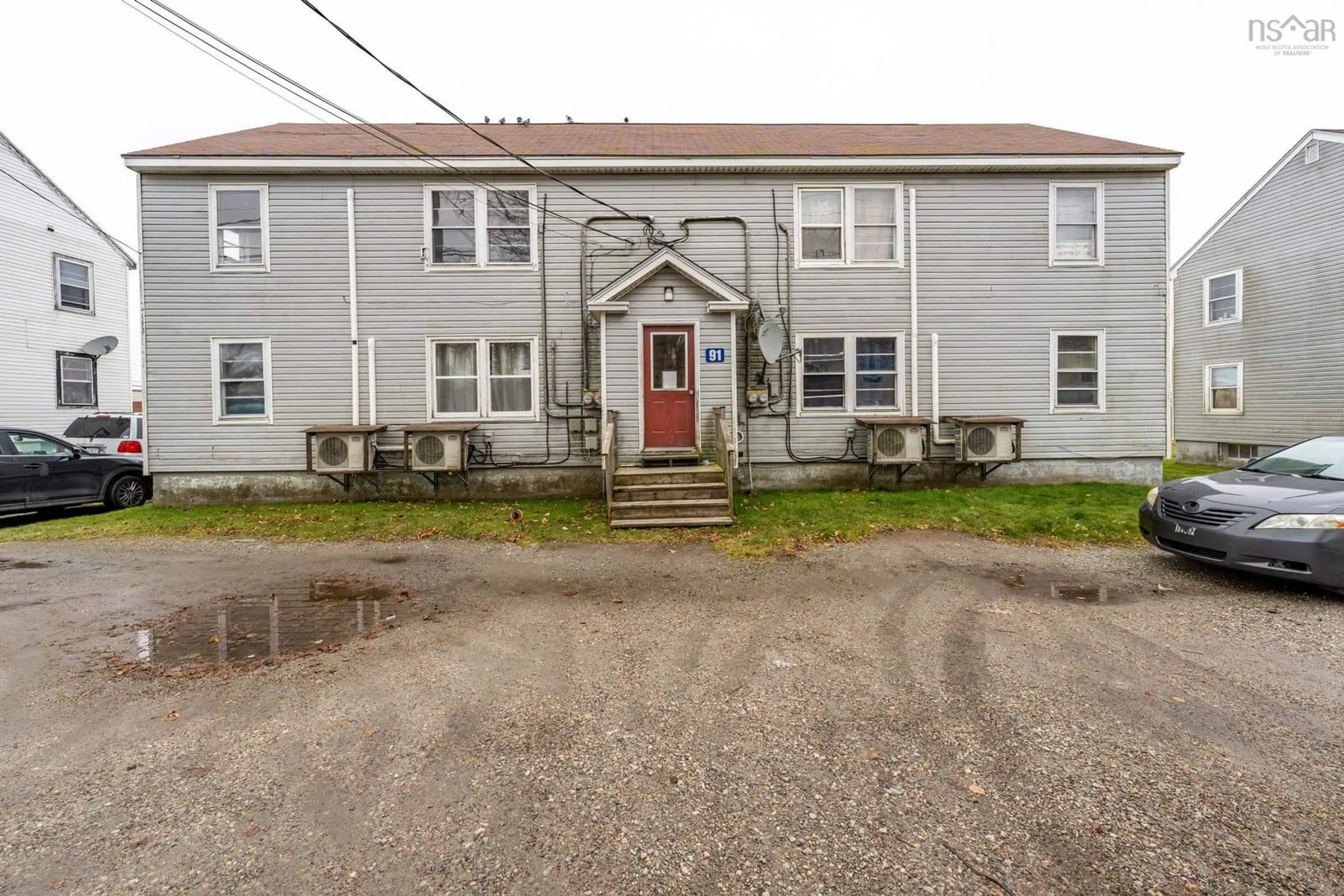 A pic from exterior of the house or condo for 91 Pleasant St, Yarmouth Nova Scotia B5A 2J3