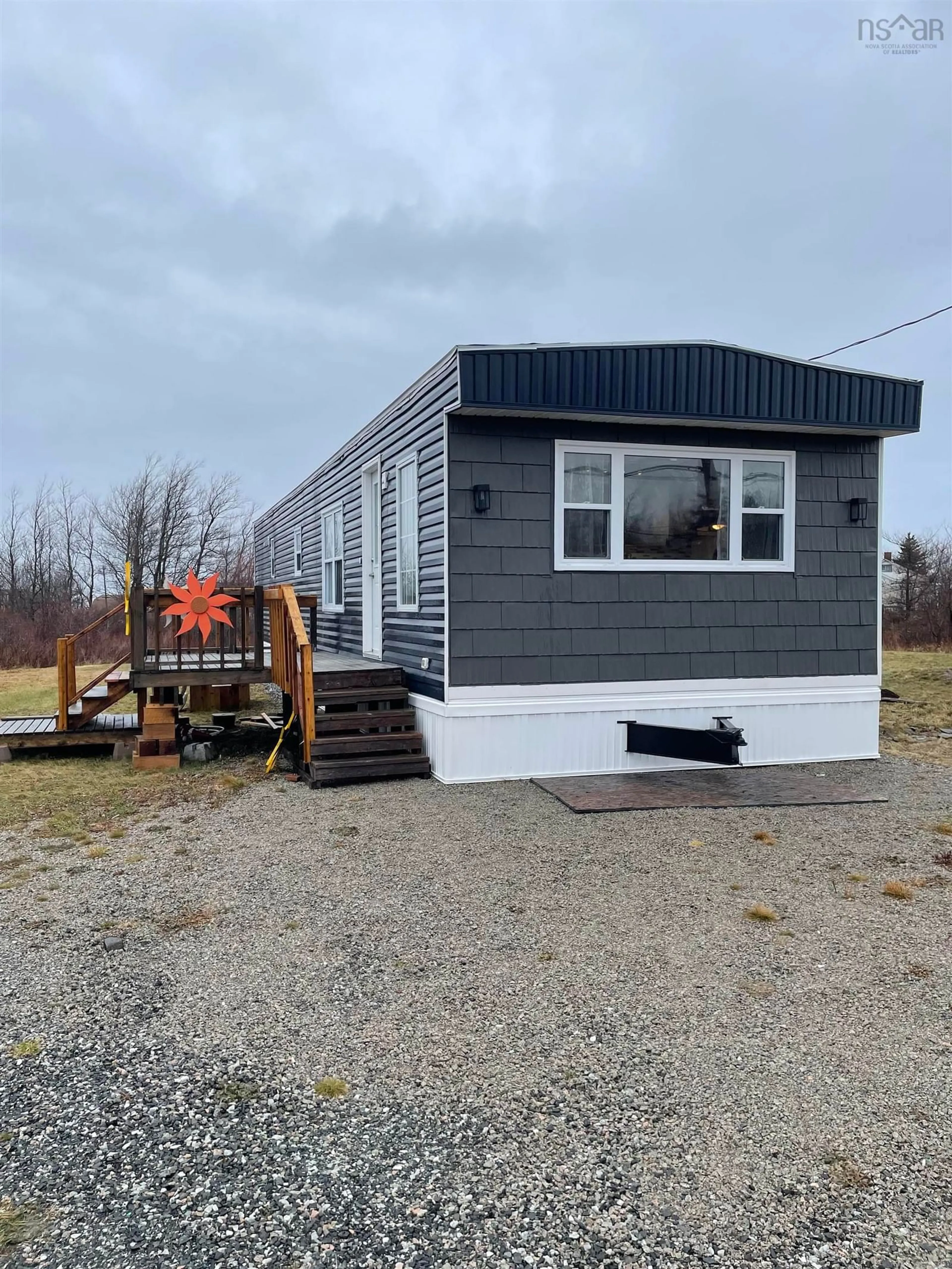 Home with vinyl exterior material for 3735 New Waterford Hwy, New Victoria Nova Scotia B1H 5H8