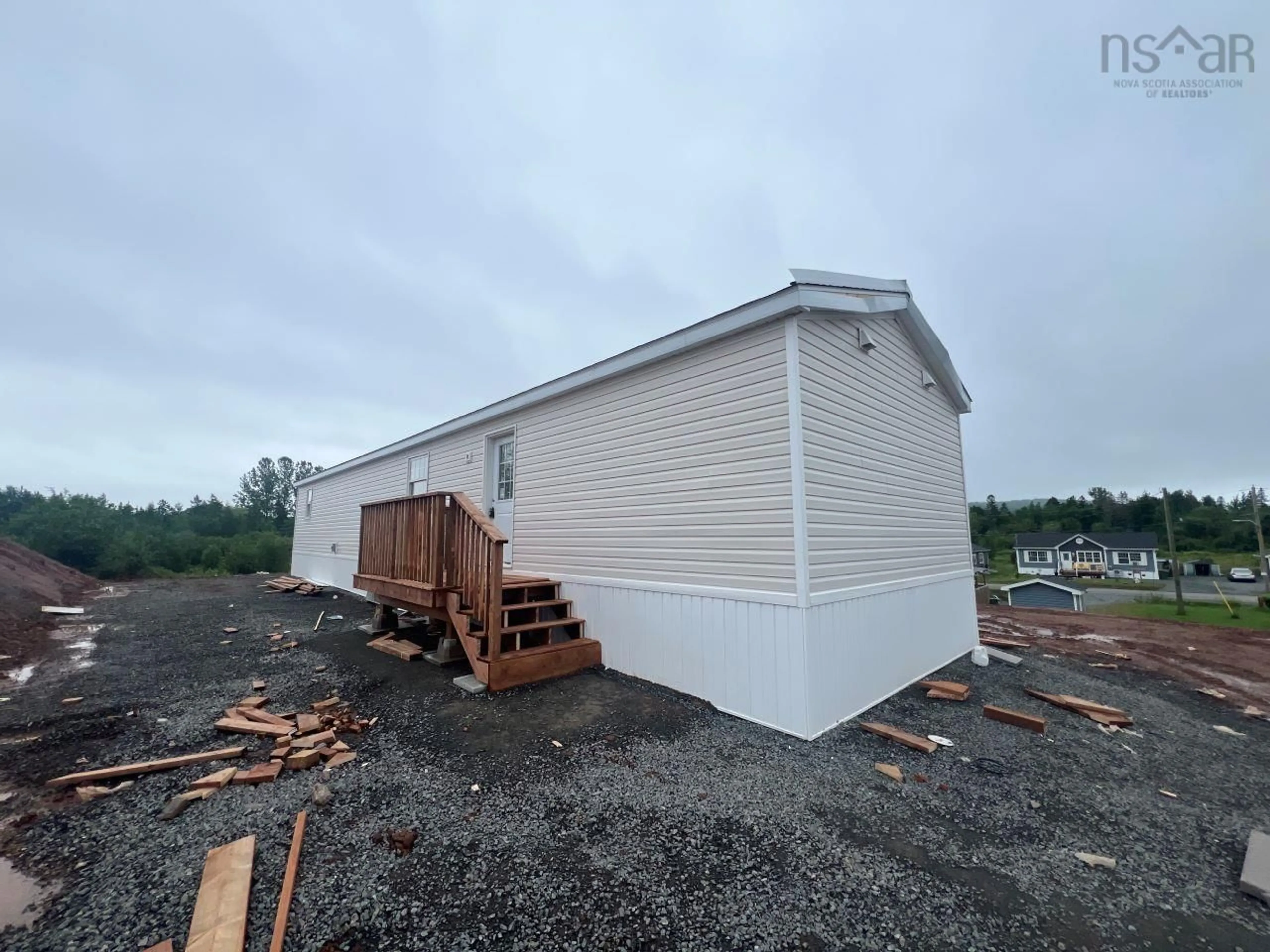 Home with vinyl exterior material for 162 Kingston Crt, Three Mile Plains Nova Scotia B0N 2T0