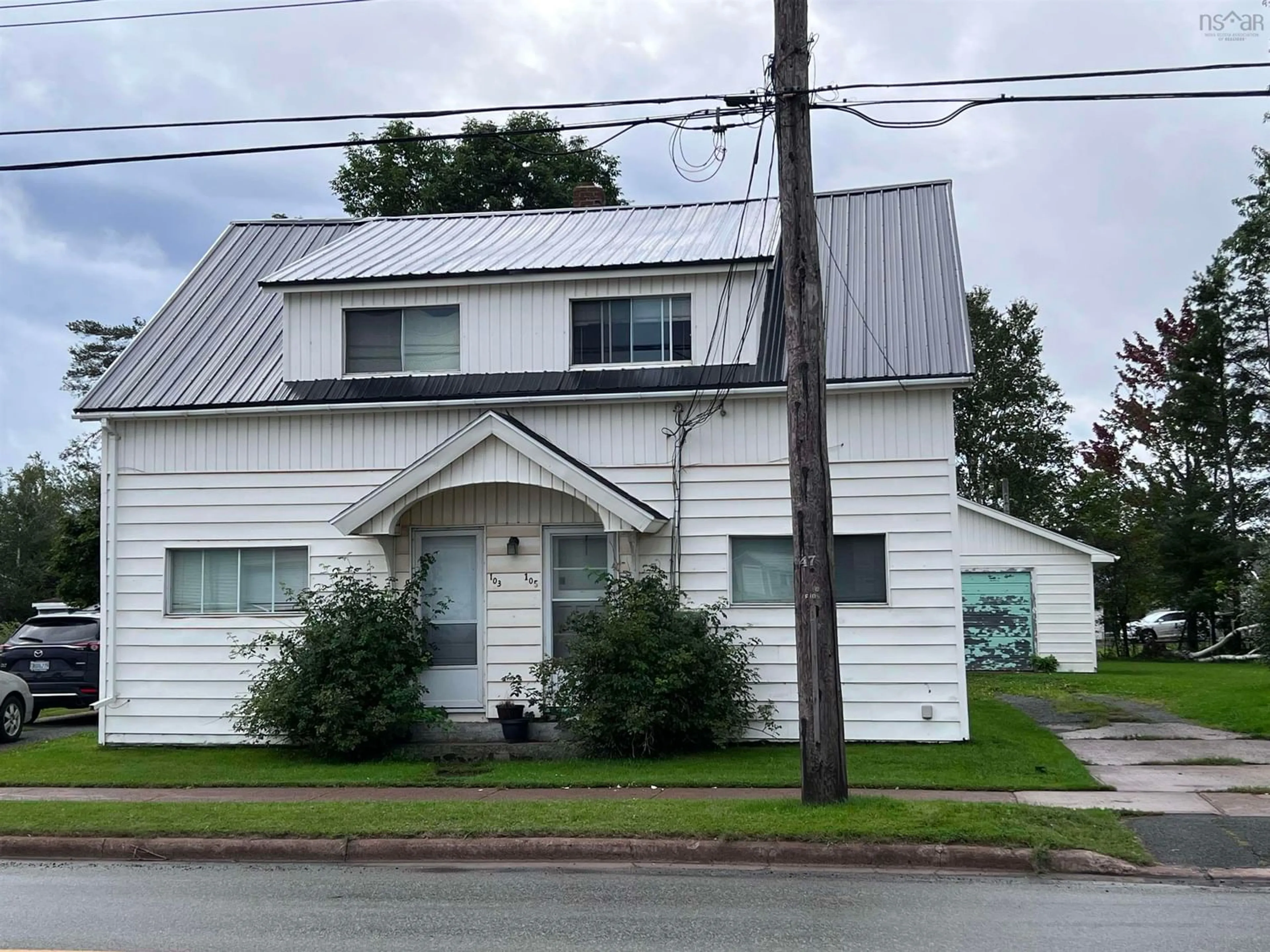 Home with unknown exterior material for 103-105 Acadia Ave, Stellarton Nova Scotia B0K 1S0